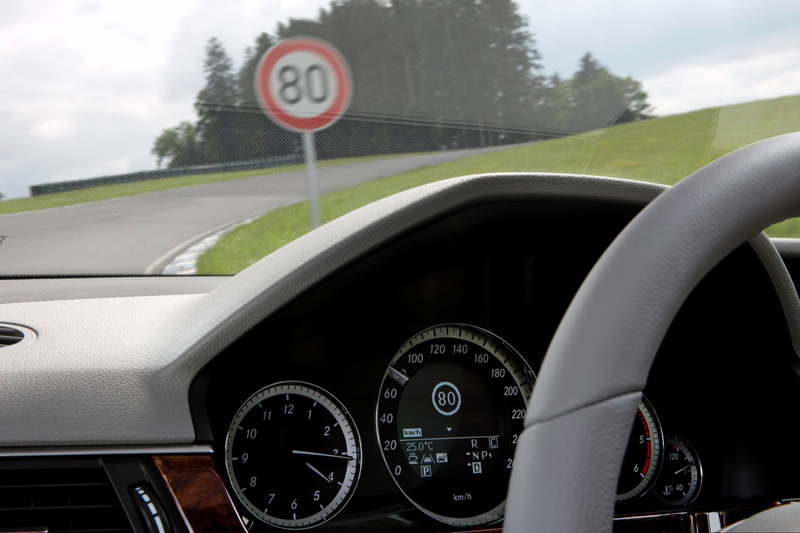 Illustration for article titled 2010 Mercedes E-Class: Mega Gallery